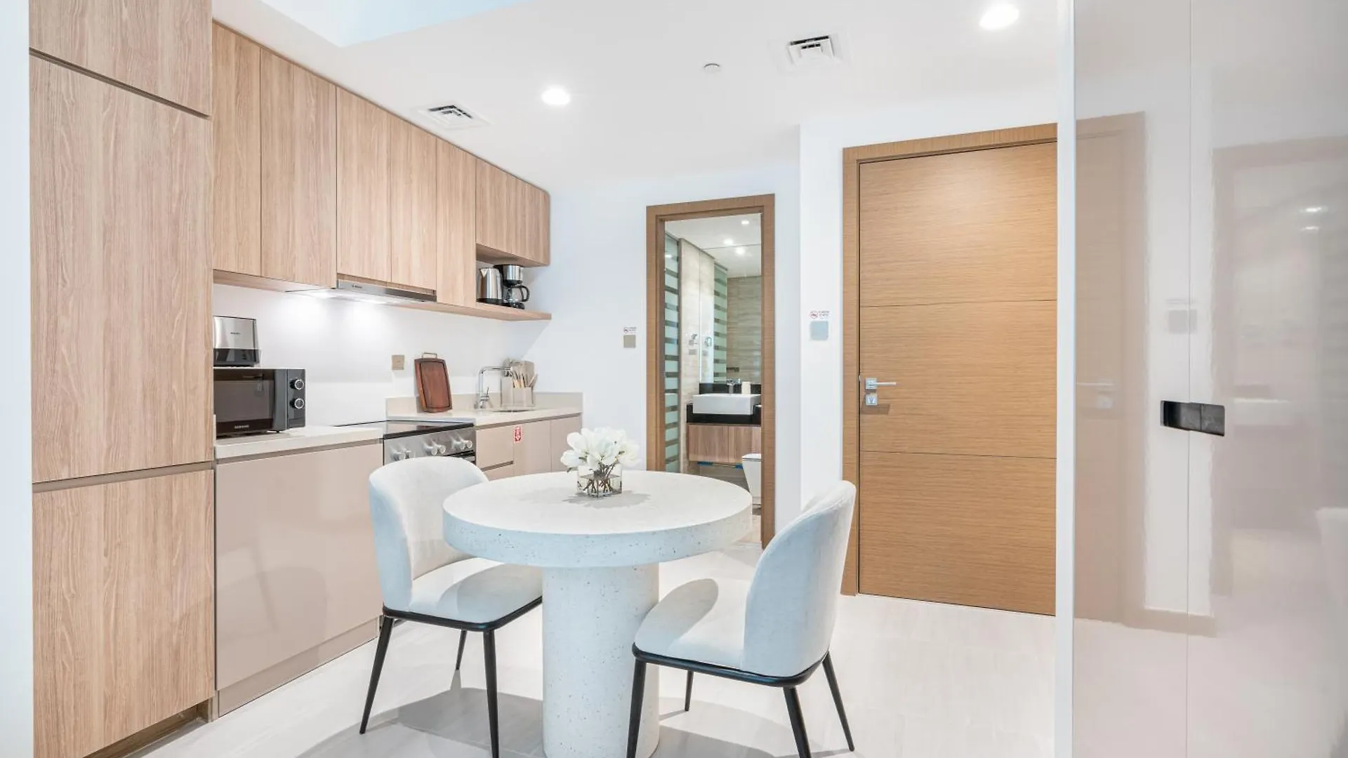 Excellent Home With Canal Views By Missoni Dubai 0*,  Vereinigte Arabische Emirate
